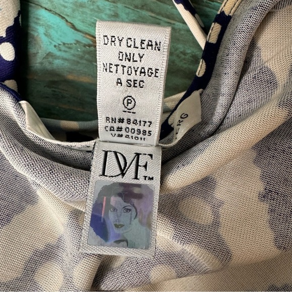 Diane Von Furstenberg Ornamentalist Diamonds Print Evrin Wrap Dress Size 6 - Picture 7 of 7